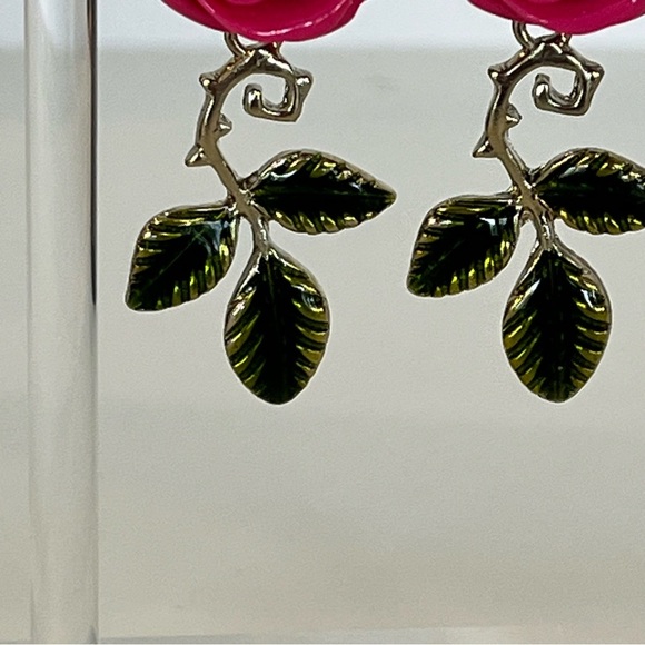 Vintage Betsey Johnson Pink Rose Dangle Earrings - Picture 4 of 10